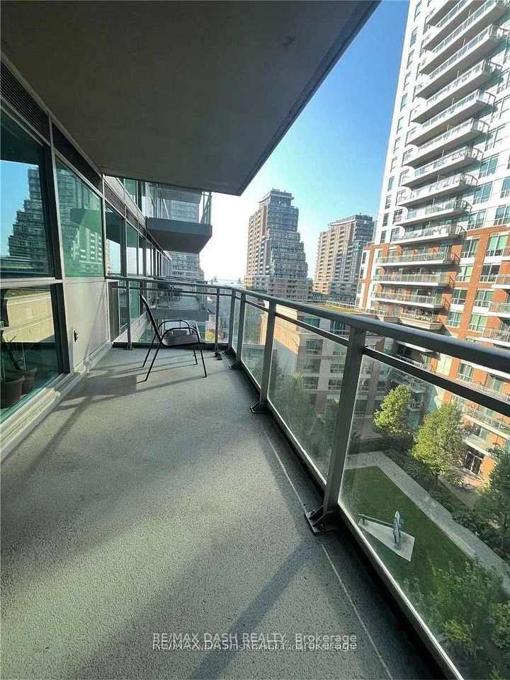 80 Western Battery Road 701, Toronto C01, ON M6K 3S1