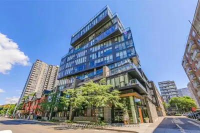 15 Beverley Street 905, Toronto C01, On M5t 0b3