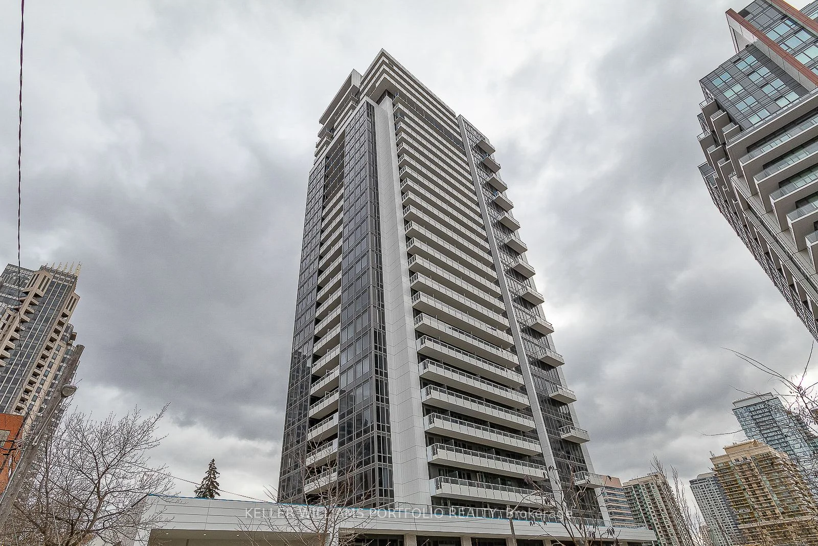 Condo Apartment in Toronto
