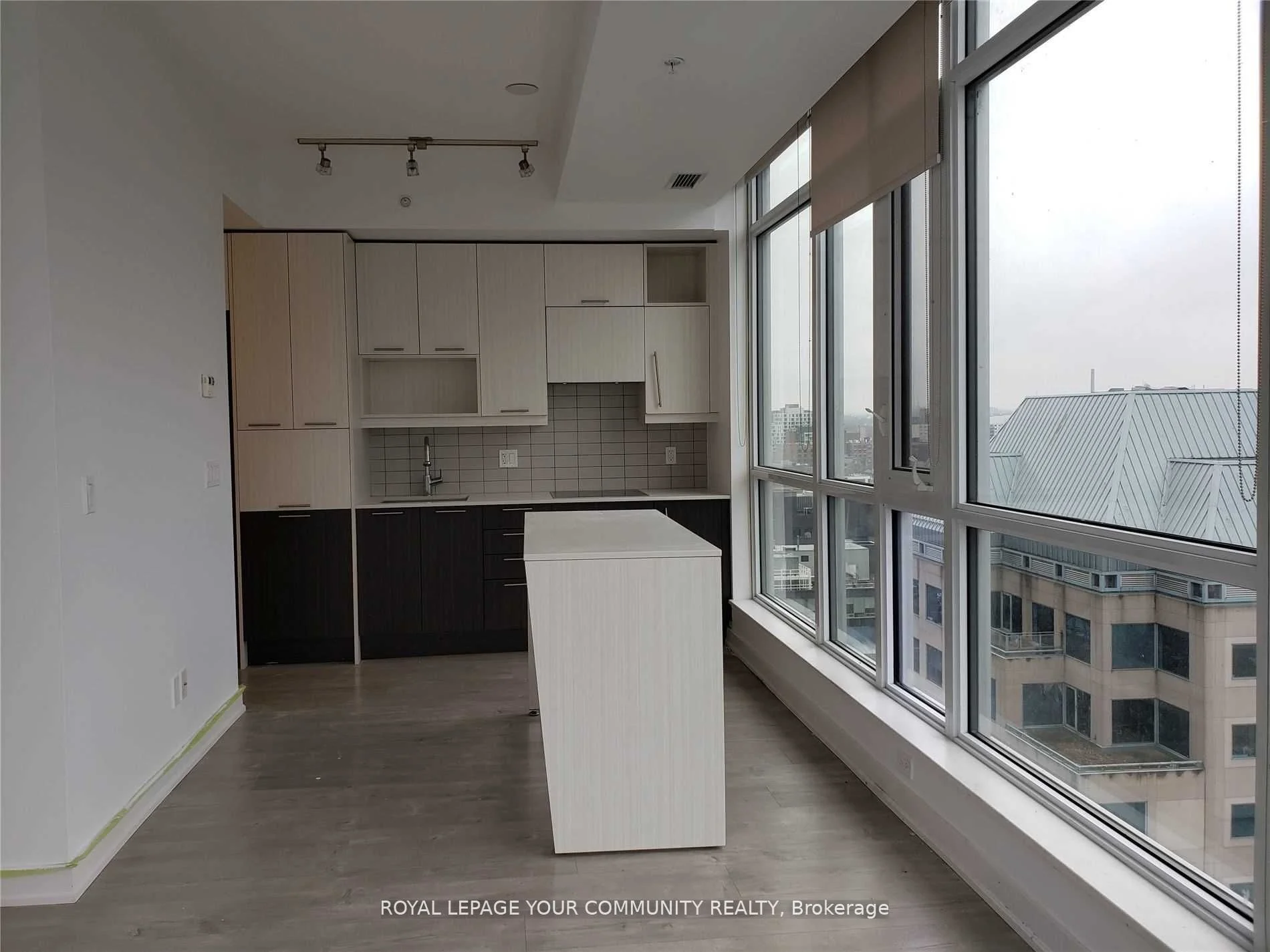 199 Richmond Street W 1602, Toronto C01, On M5v 0h4