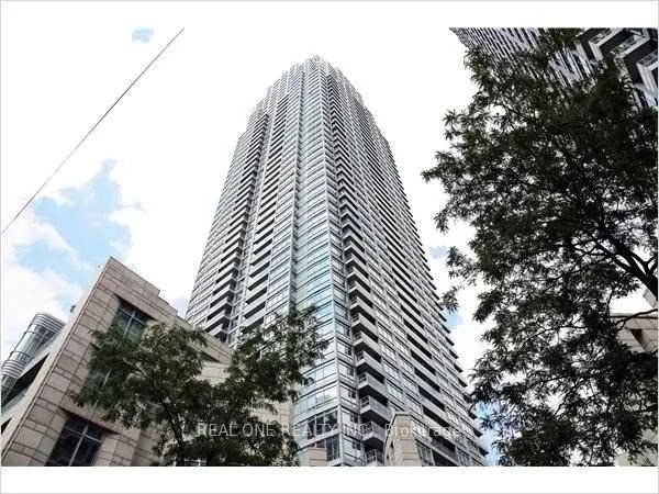 2191 Yonge Street 3812, Toronto C10, On M4s 3h8