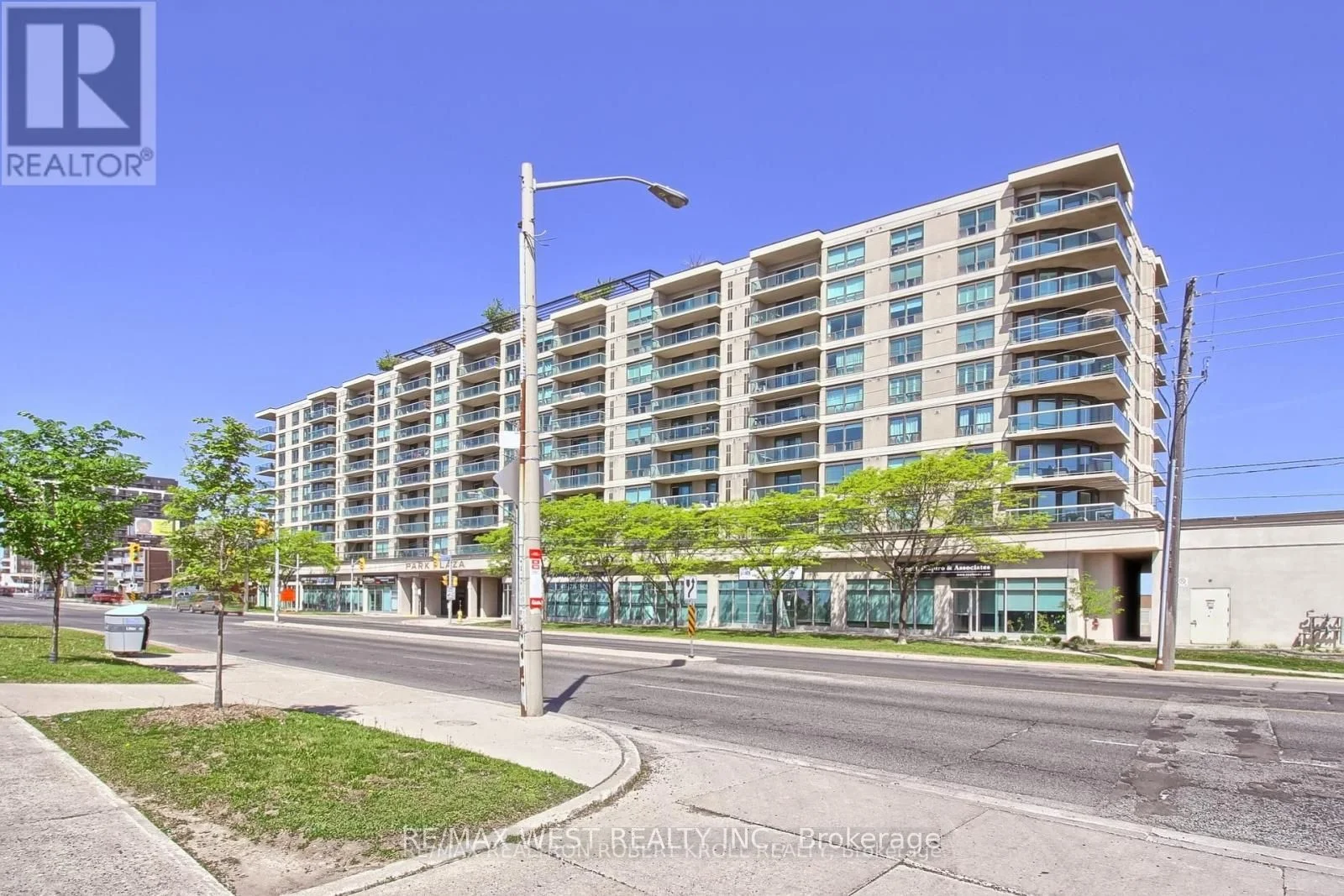 1030 Sheppard Avenue W 212, Toronto C06, On M3h 6c1