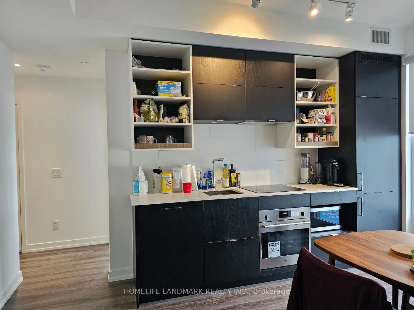 20 EDWARD Street 1902, Toronto C01, ON M5G 0C5