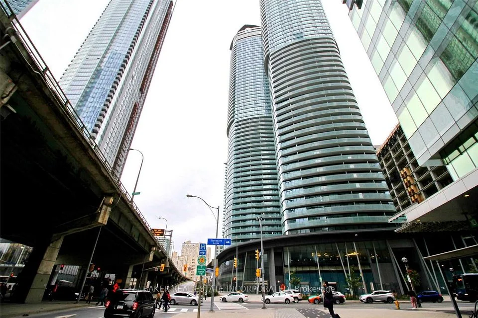 12 York Street 1511, Toronto C01, ON M5J 0A9