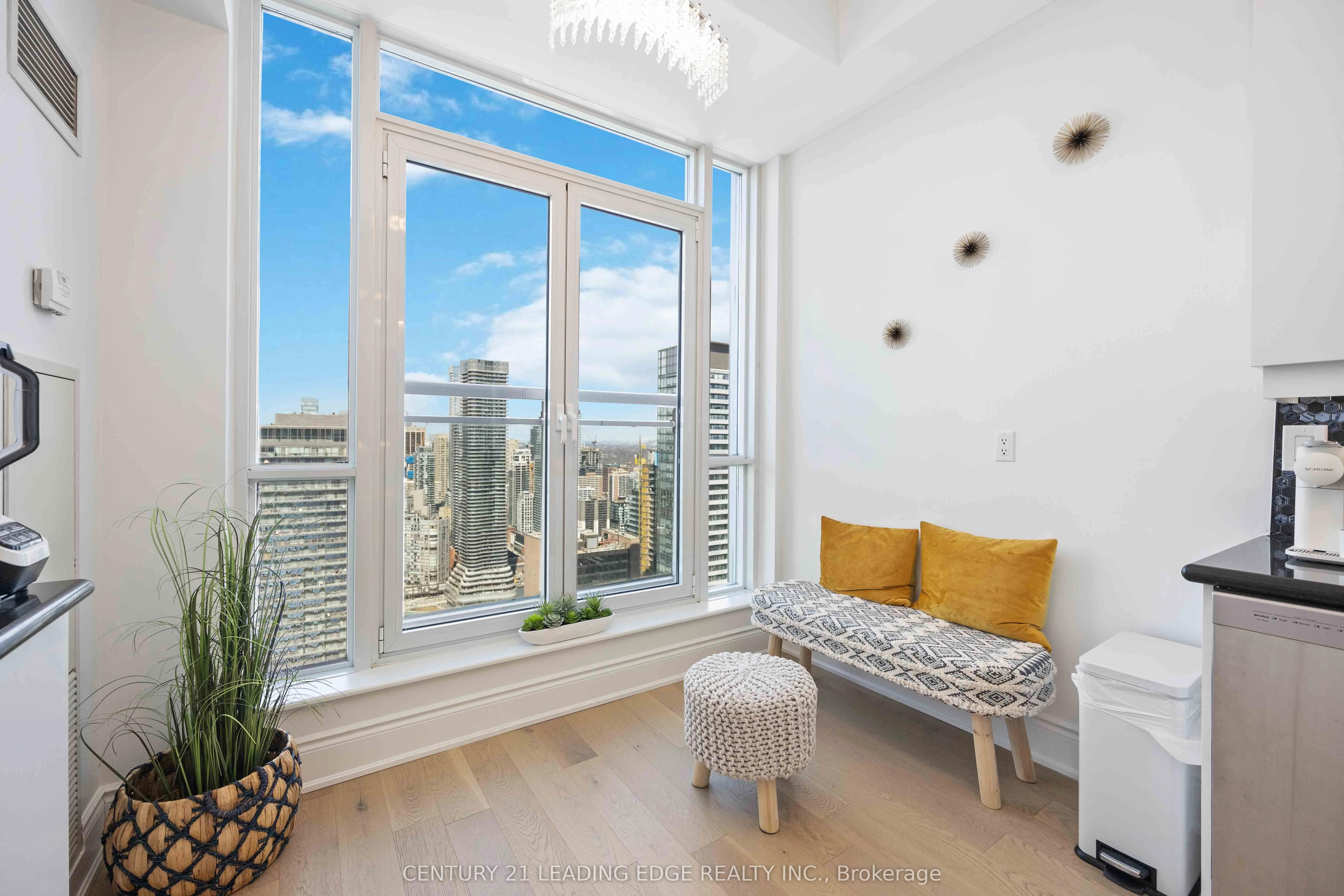 763 Bay Street Lph02, Toronto C01, ON M5G 2R3