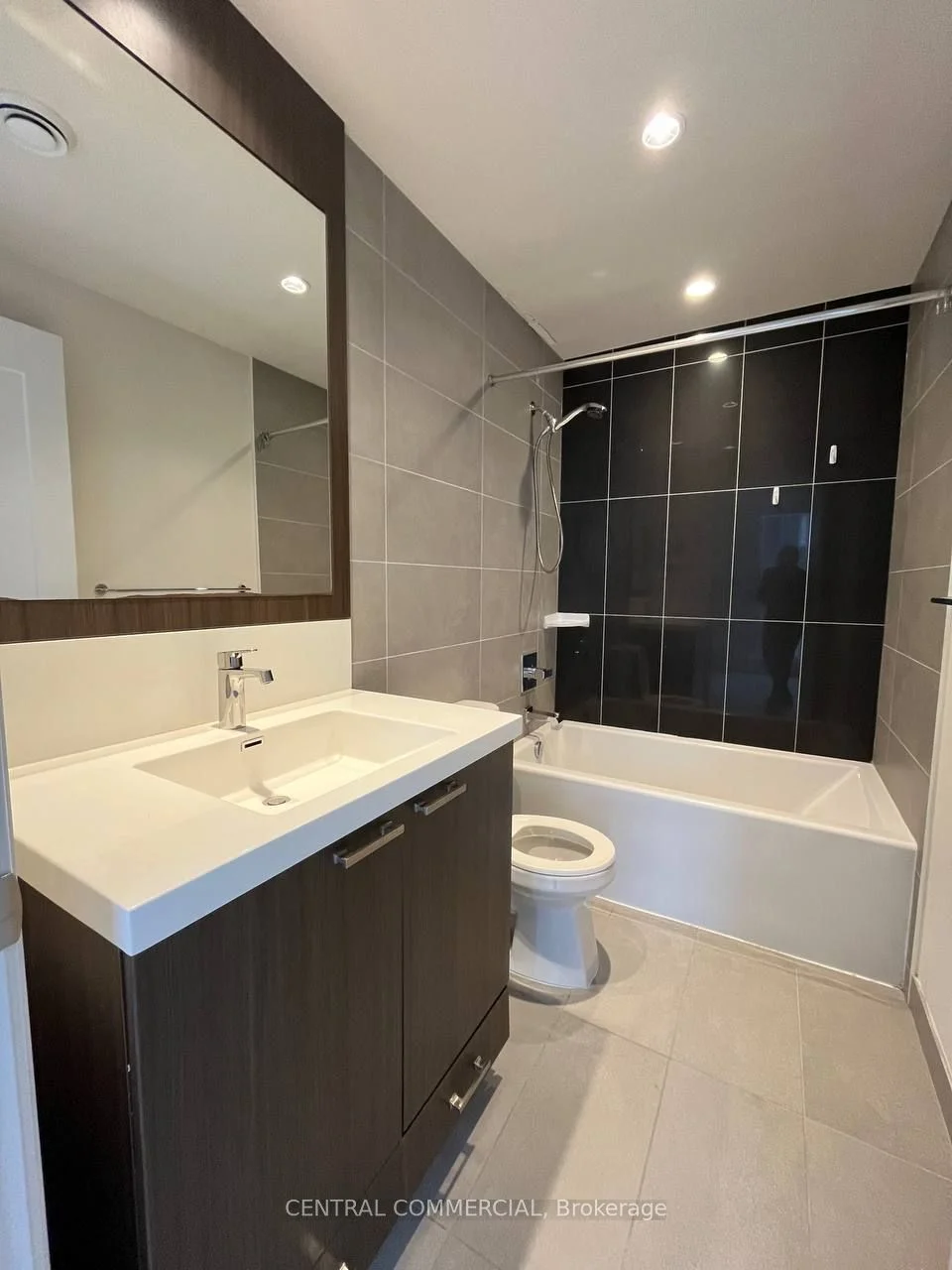 120 Harrison Garden Boulevard 1212, Toronto C14, ON M2N 0H1