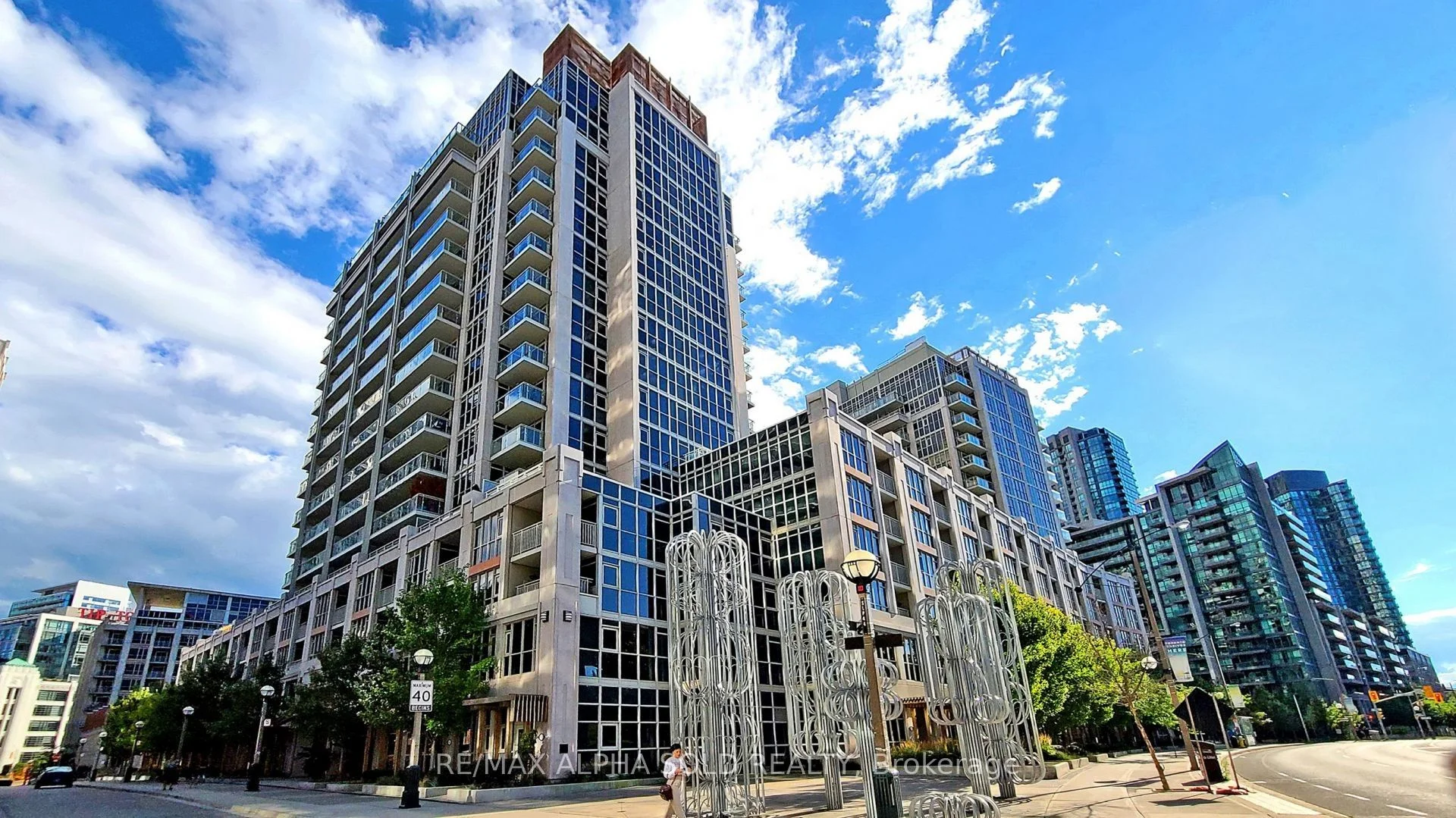Condo Apartment in Toronto