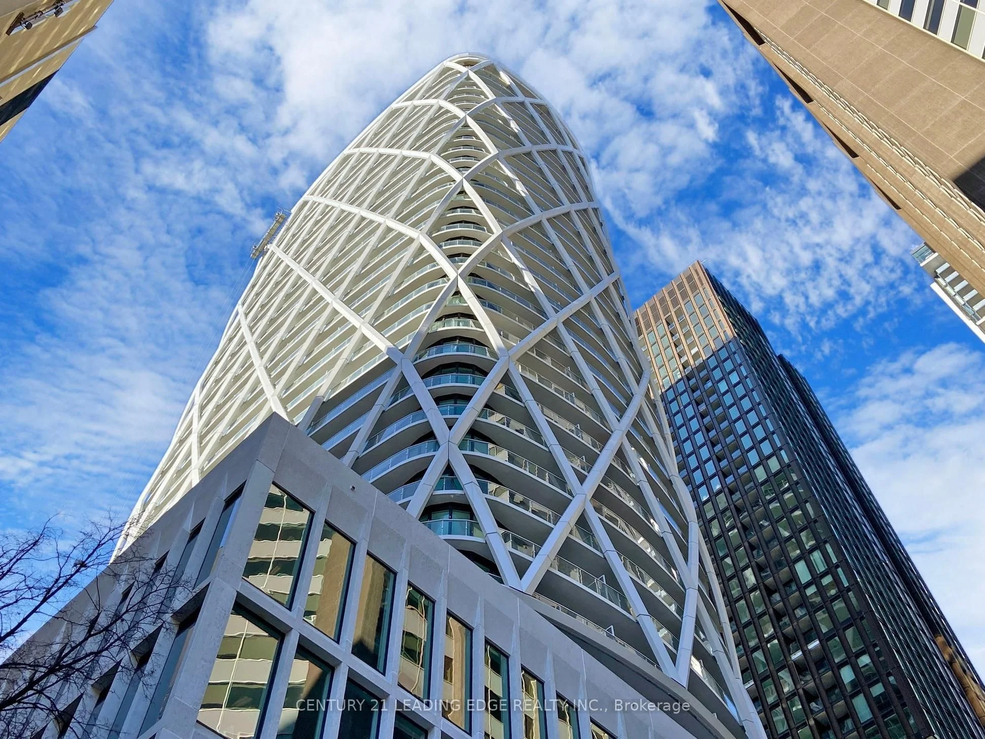 230 Simcoe Street 2214, Toronto C01, On M5t 0g7