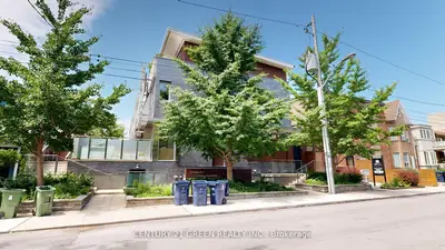 56 Lippincott Street 8, Toronto C01, On M5t 2r5