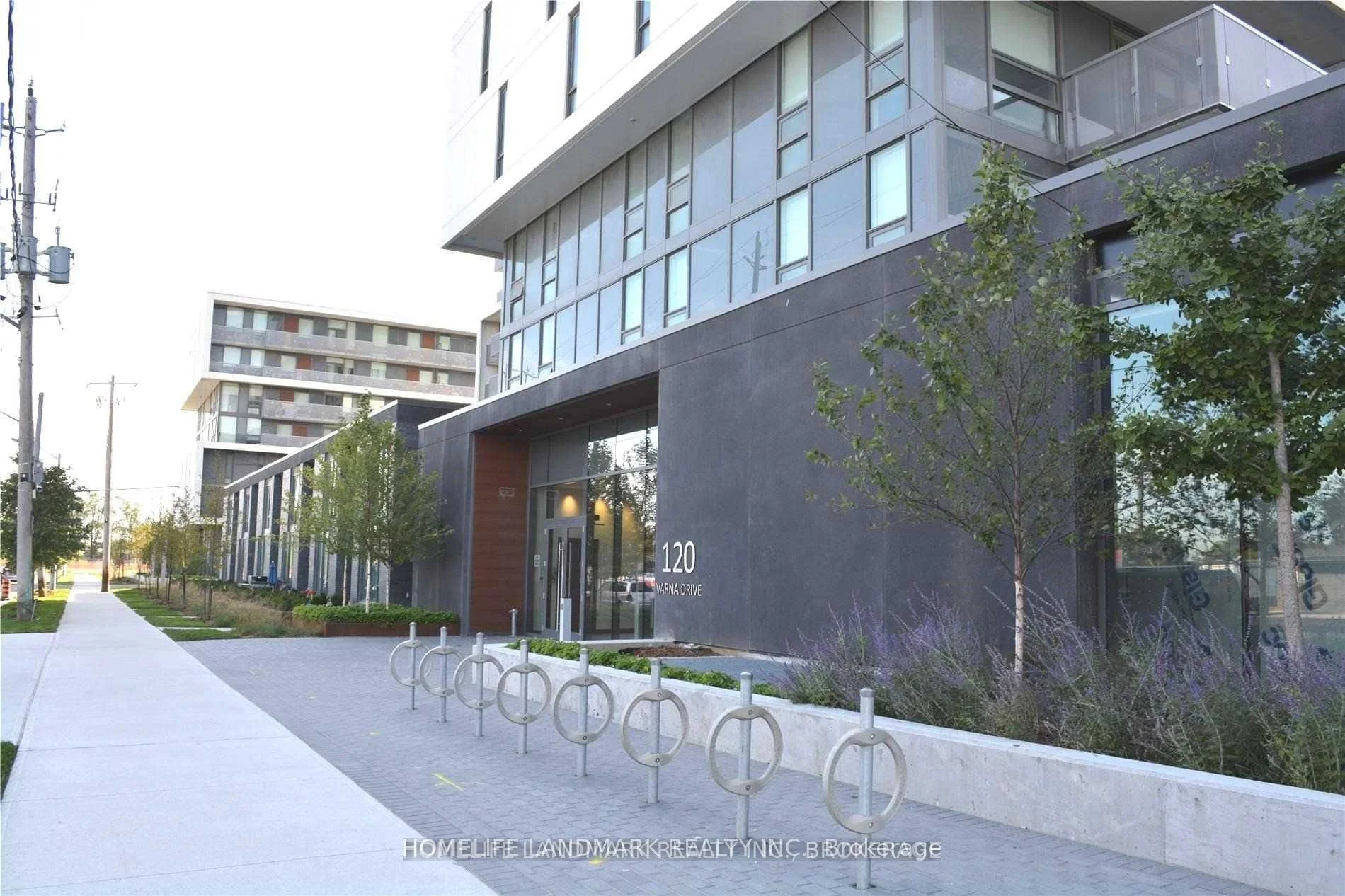 120 Varna Drive 726, Toronto C04, On M6a 2m1