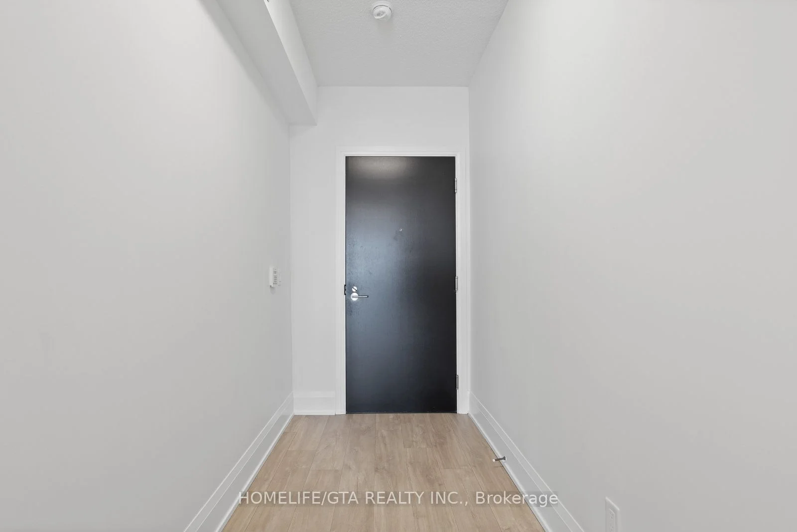 101 Erskine Avenue 2806, Toronto C10, ON M4P 1Y5