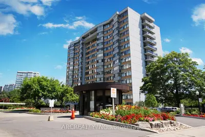 90 Fisherville Road 107, Toronto C07, On M2r 3j9