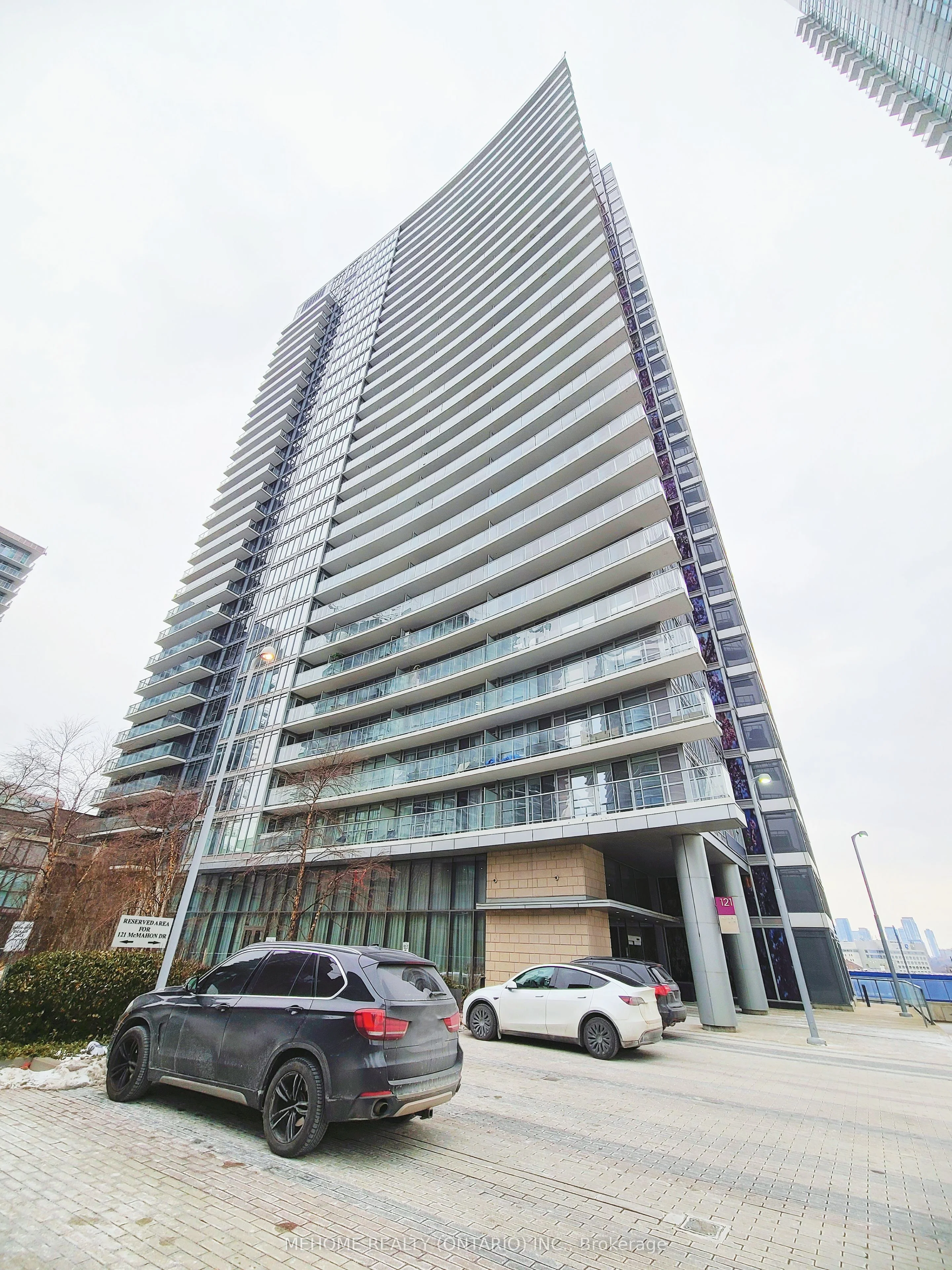 Condo Apartment in Toronto