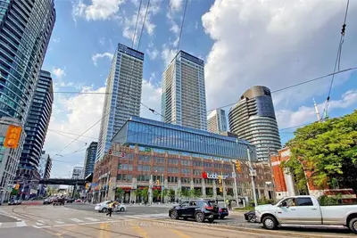 Condo Apartment in Toronto