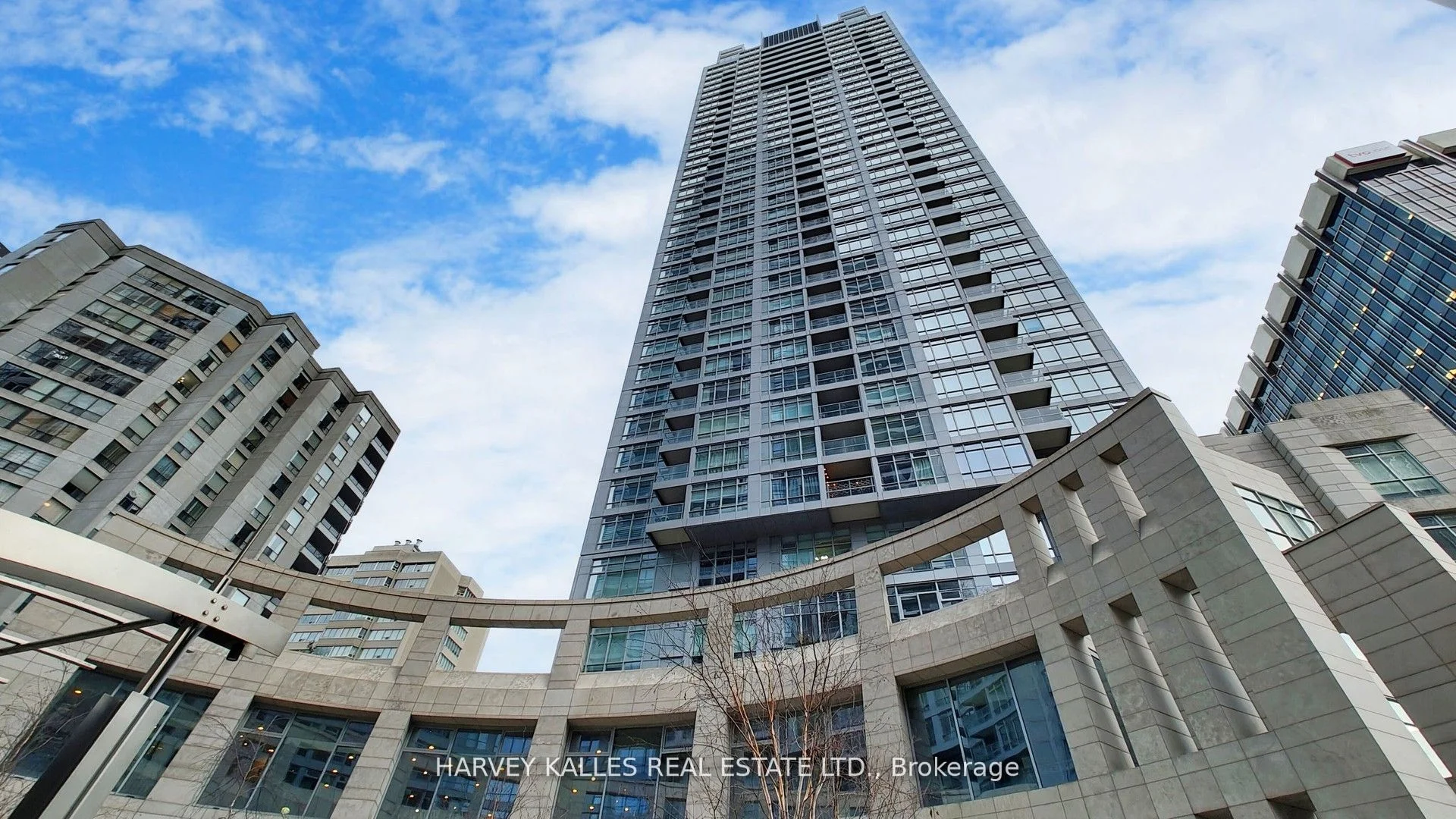 2181 Yonge Street 1612, Toronto C10, On M5s 3h7