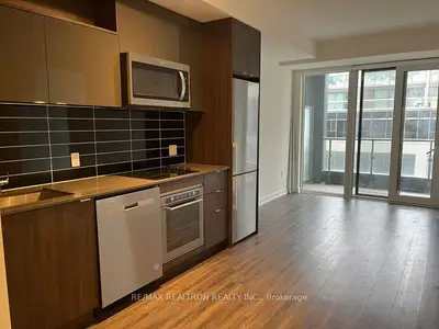 Condo Apartment in Toronto