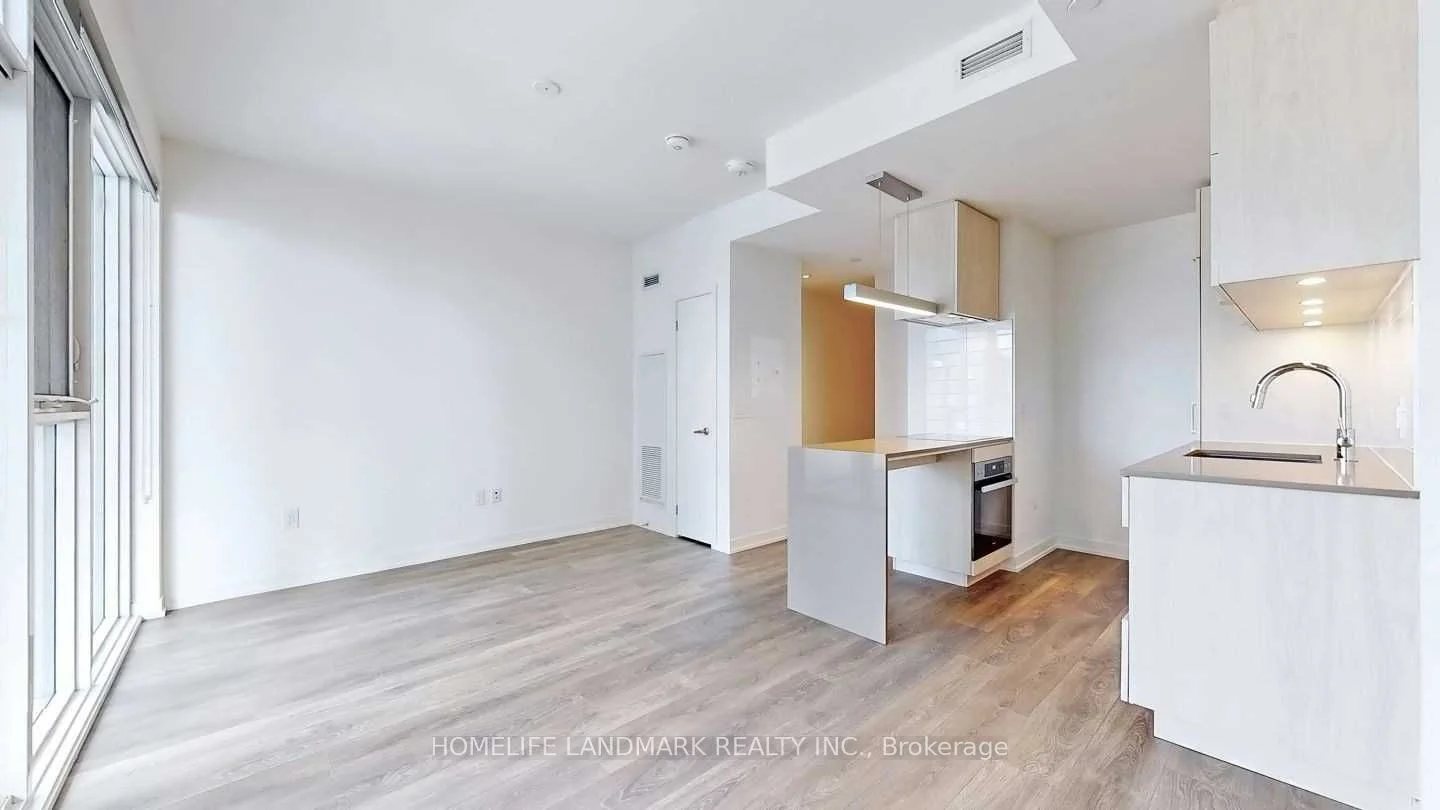 20 Richardson Street 2006, Toronto C08, ON M5A 0S6