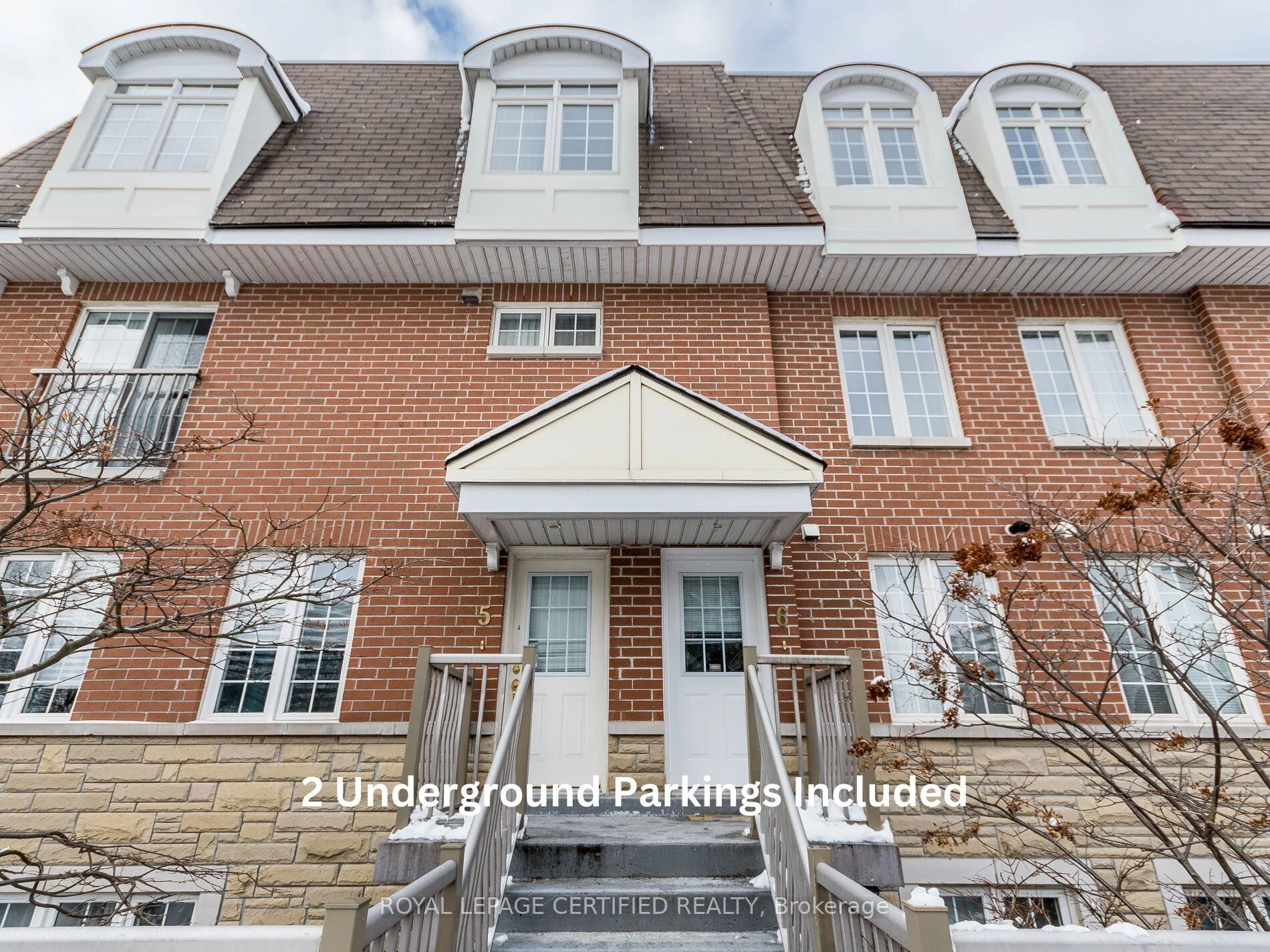 Condo Townhouse in Toronto