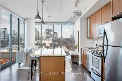 33 Mill Street 1108, Toronto C08, On M5a 3r3