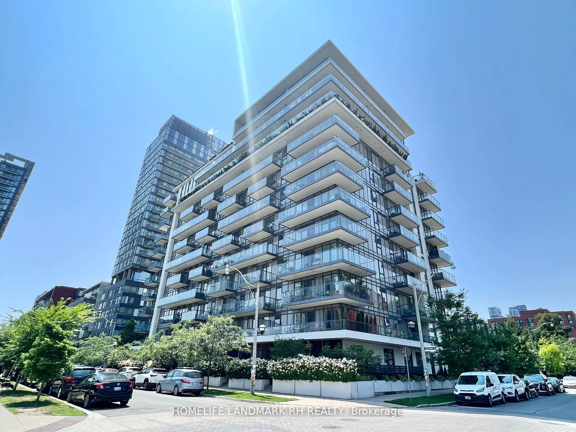 260 Sackville Street 204, Toronto C08, On M5a 0b3