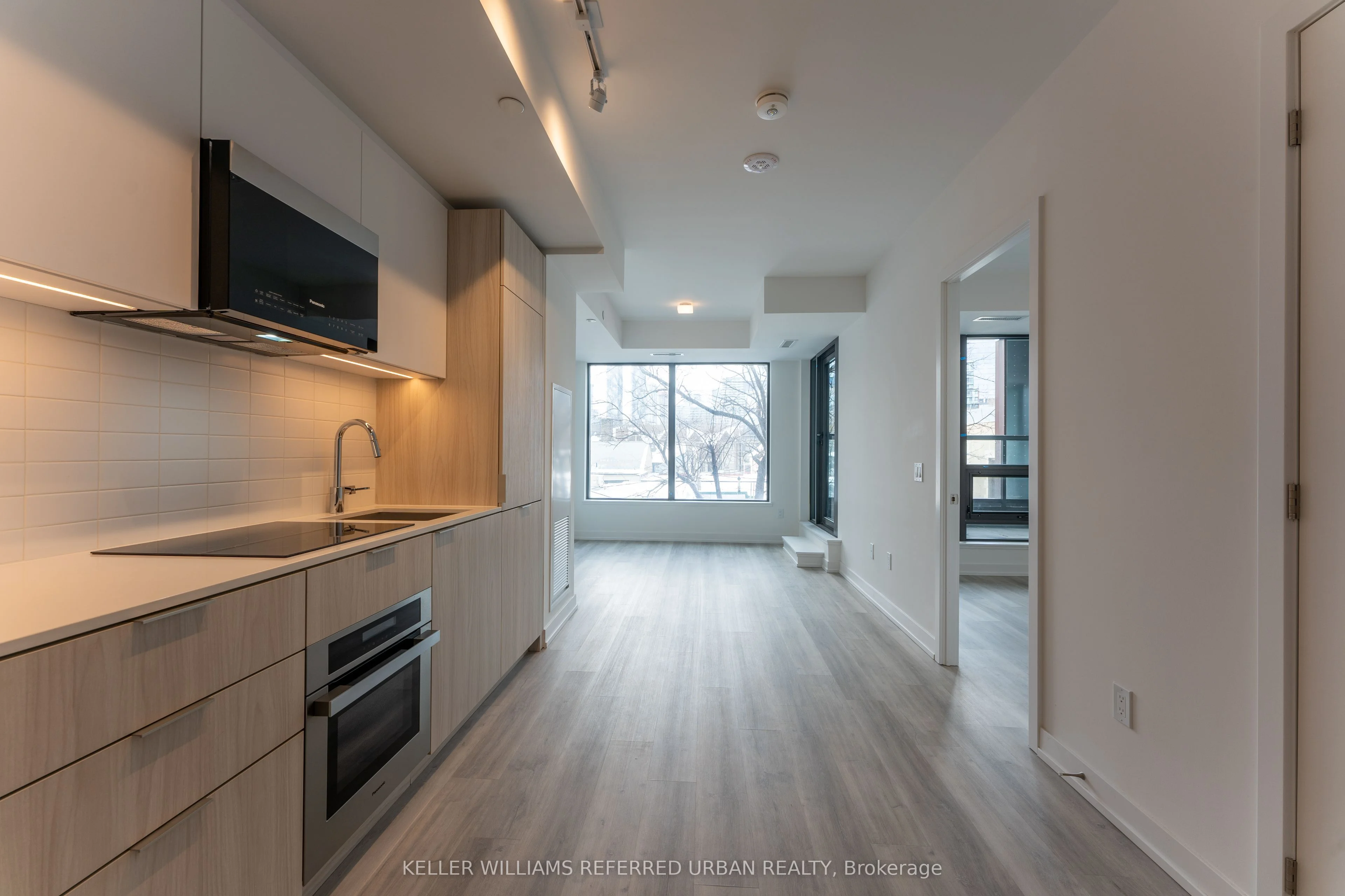 28 Eastern Avenue 235, Toronto C08, On M5a 0y2
