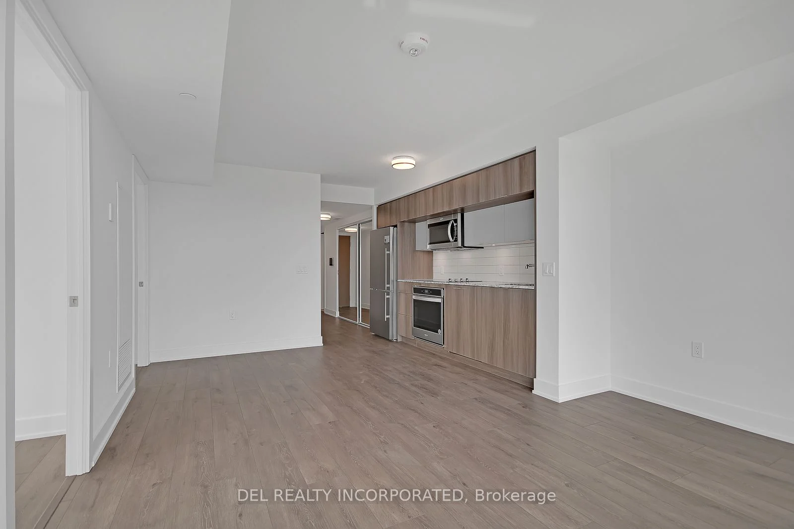 585 Bloor Street E 1918, Toronto C08, ON M4X 1J8
