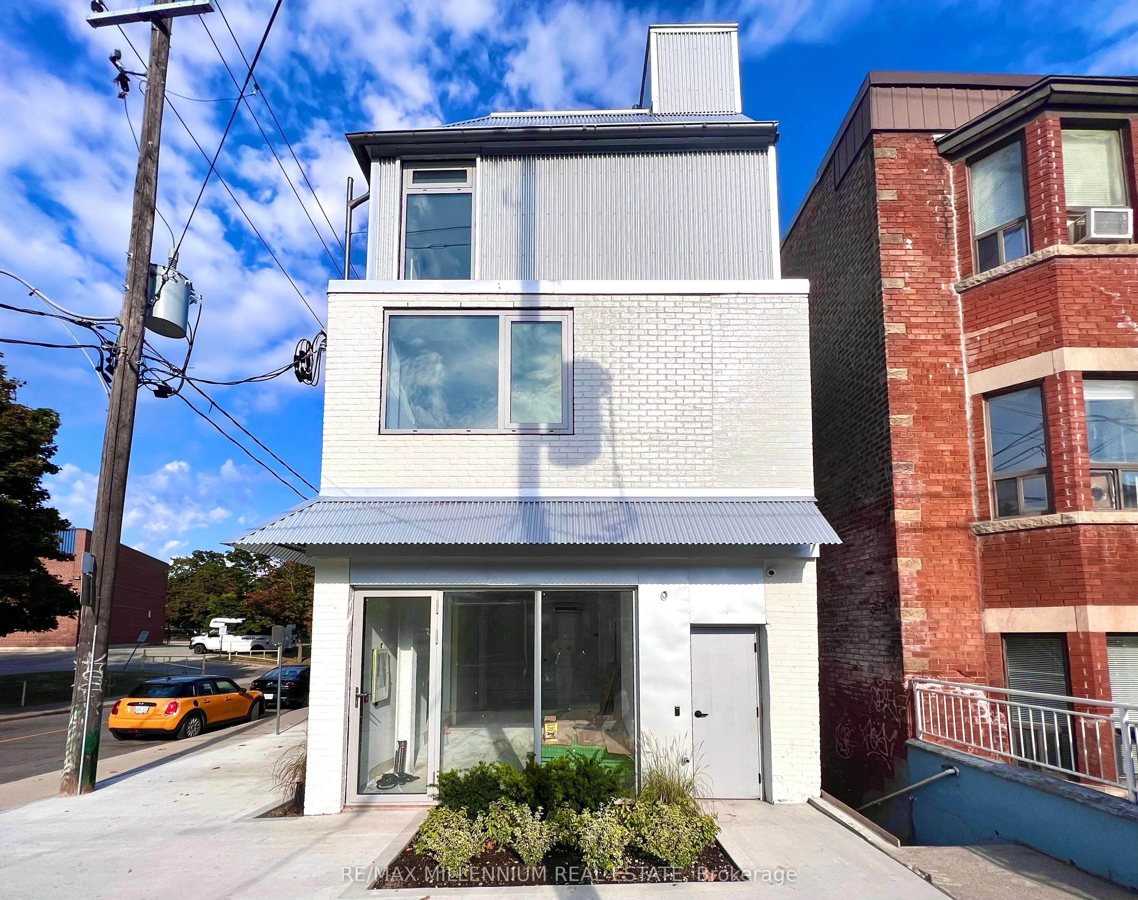 299 Ossington Avenue Unit 3, Toronto C01, On M6j 3a1