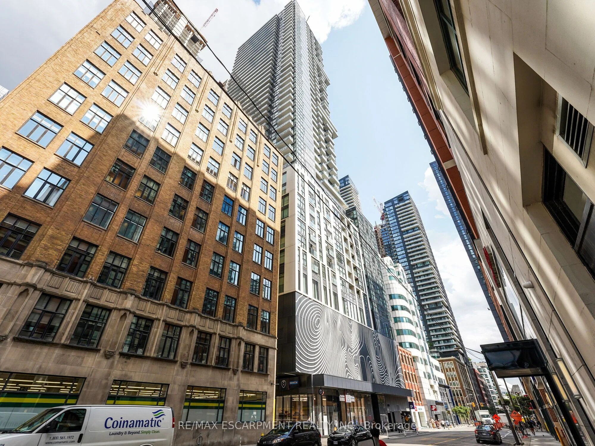 Condo Apartment in Toronto