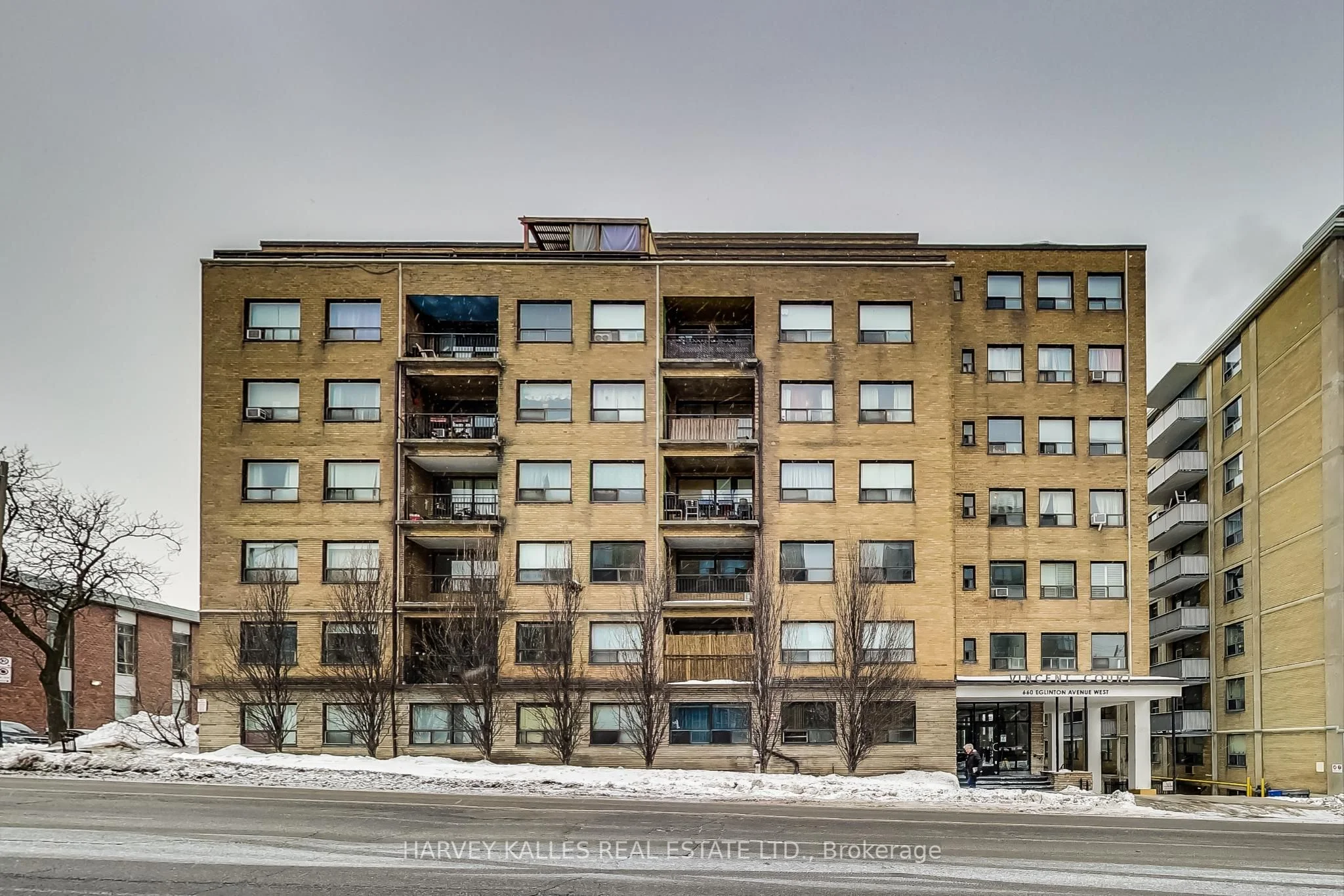 Co-Ownership Apartment in Toronto