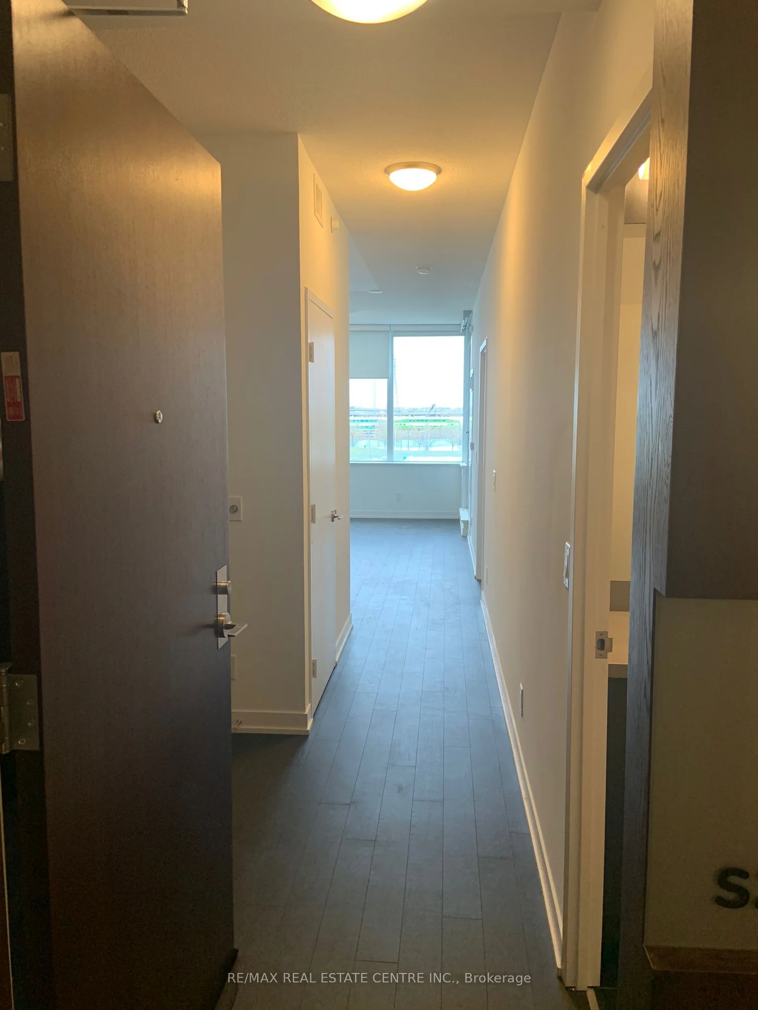 120 Bayview Avenue S207, Toronto C08, On M5a 3r7