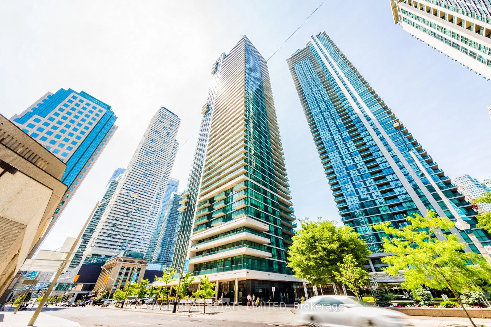 Condo Apartment in Toronto