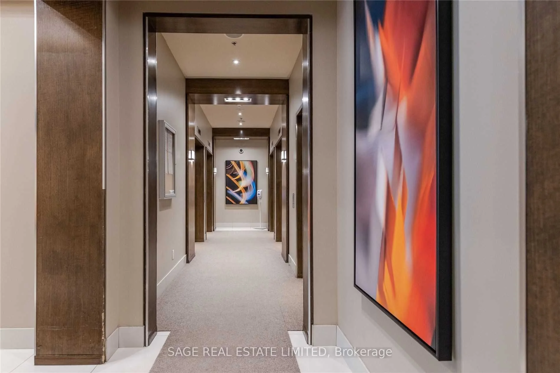 33 Bay Street 2706, Toronto C01, ON M5J 2Z3