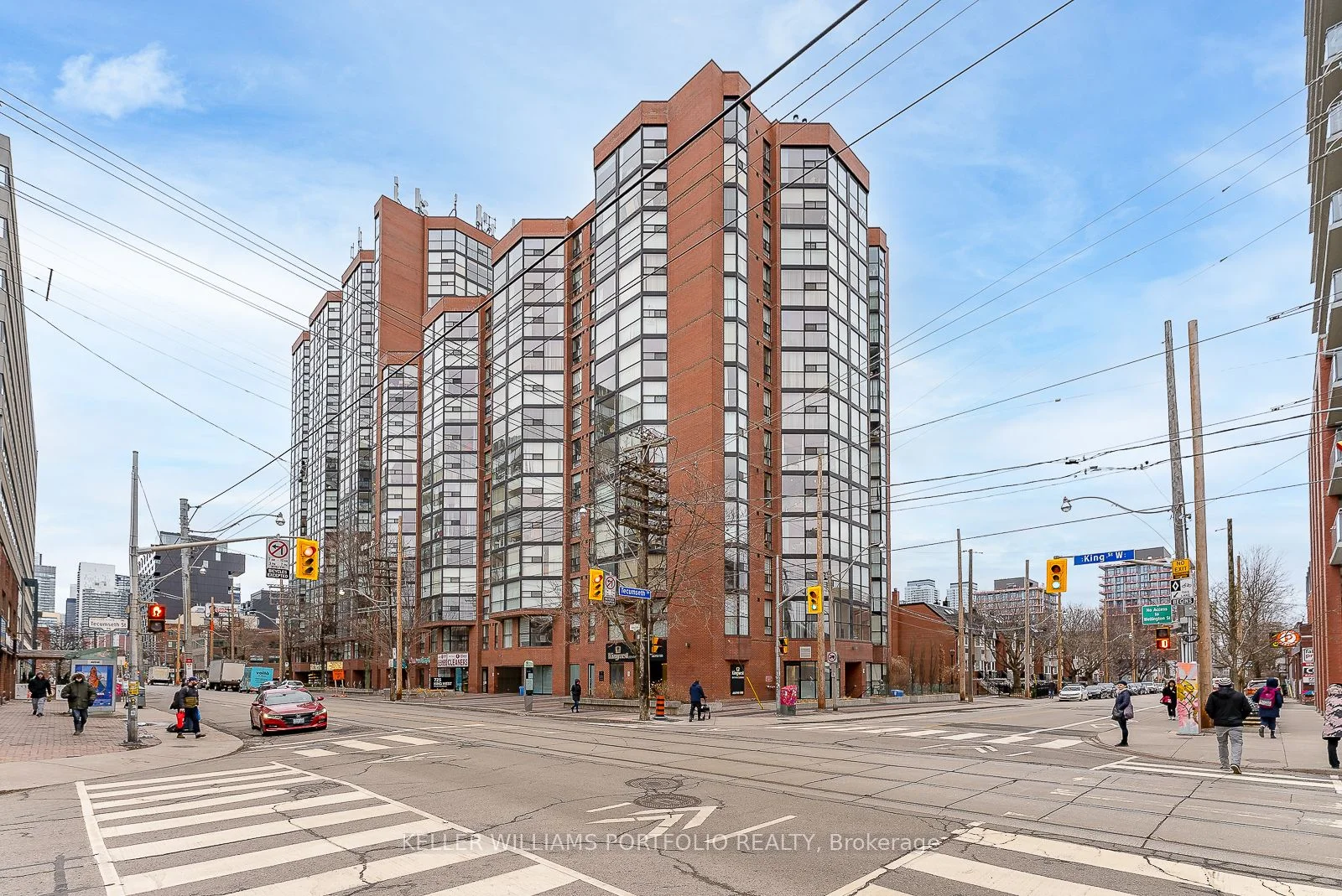 725 King Street W 1113, Toronto C01, On M5v 2w9