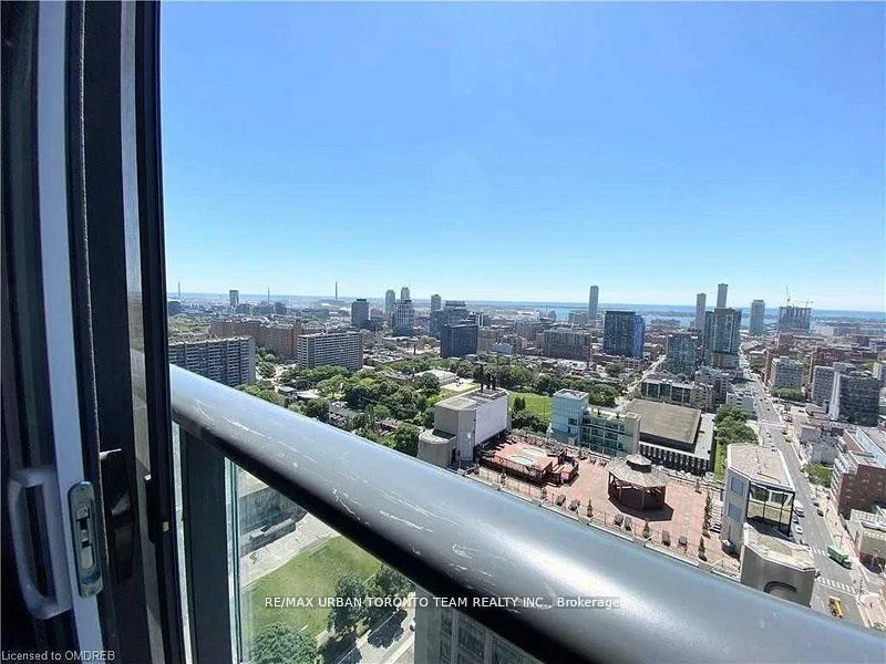 181 Dundas Street E 3707, Toronto C08, ON M5A 0N5