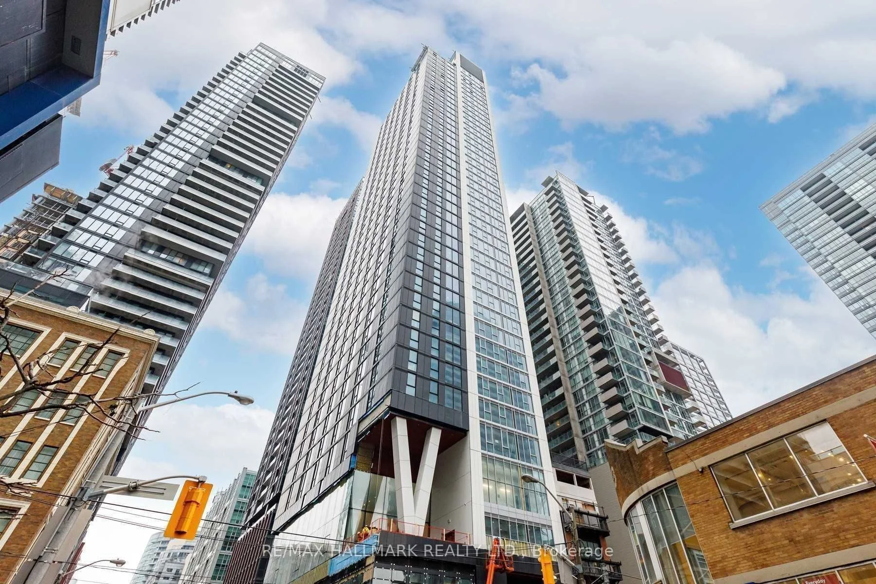 Condo Apartment in Toronto