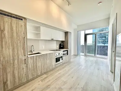 138 Downes Street 1208, Toronto C08, On M5e 0e4
