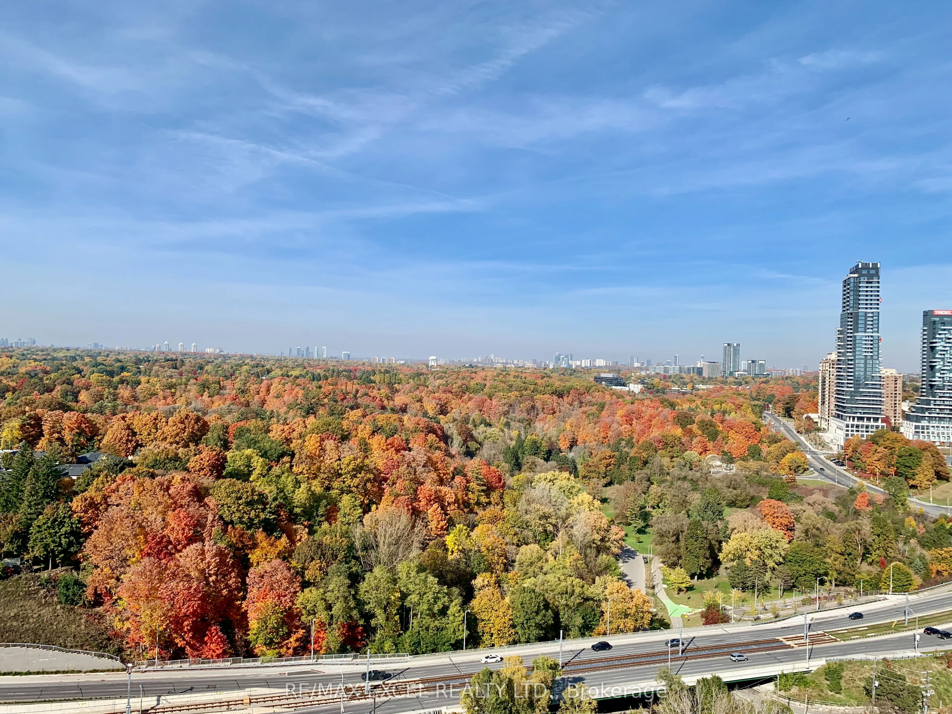 160 Vanderhoof Avenue 1701, Toronto C11, On M4g 0b7