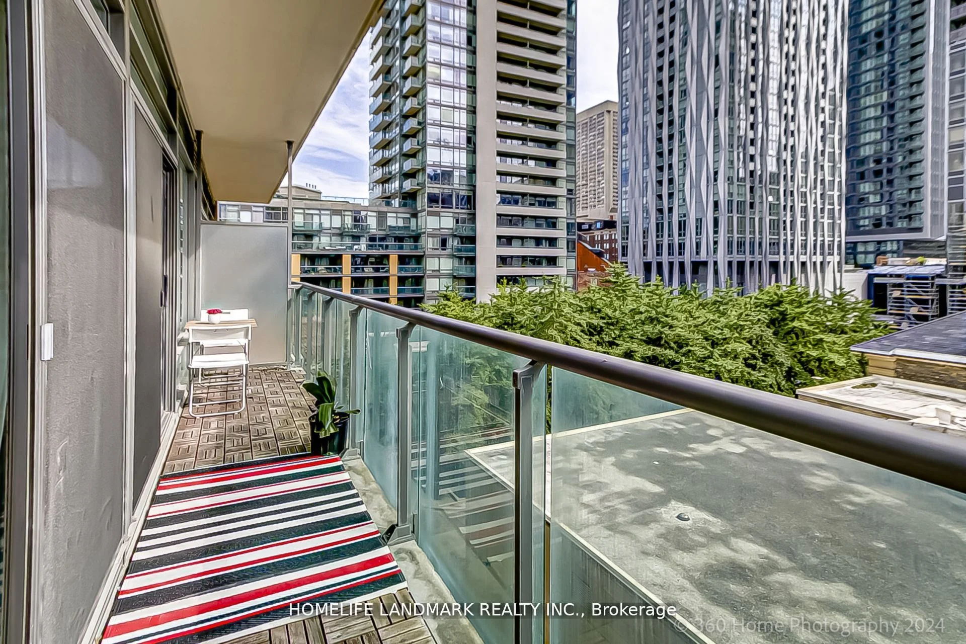 21 Scollard Street 506, Toronto C02, ON M5R 1G1