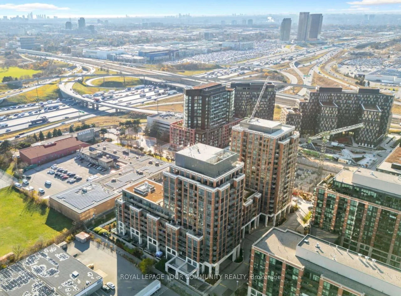 Condo Apartment in Toronto