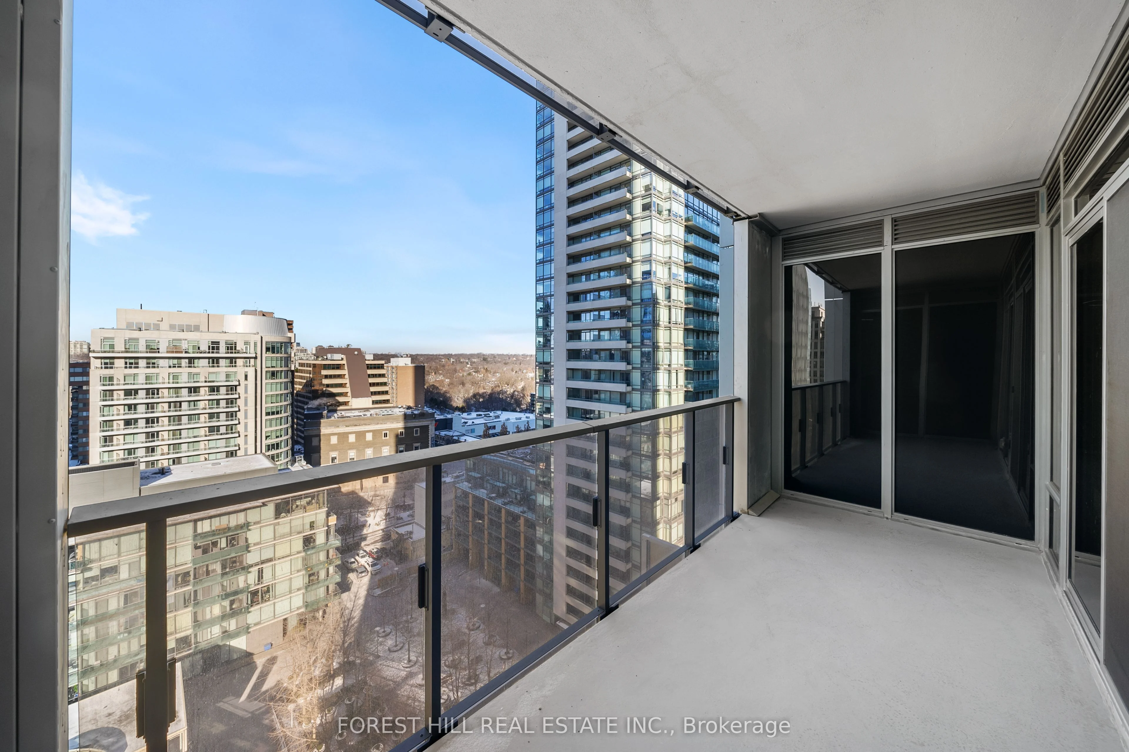 11 Yorkville Avenue 1104, Toronto C02, ON M4W 1L2