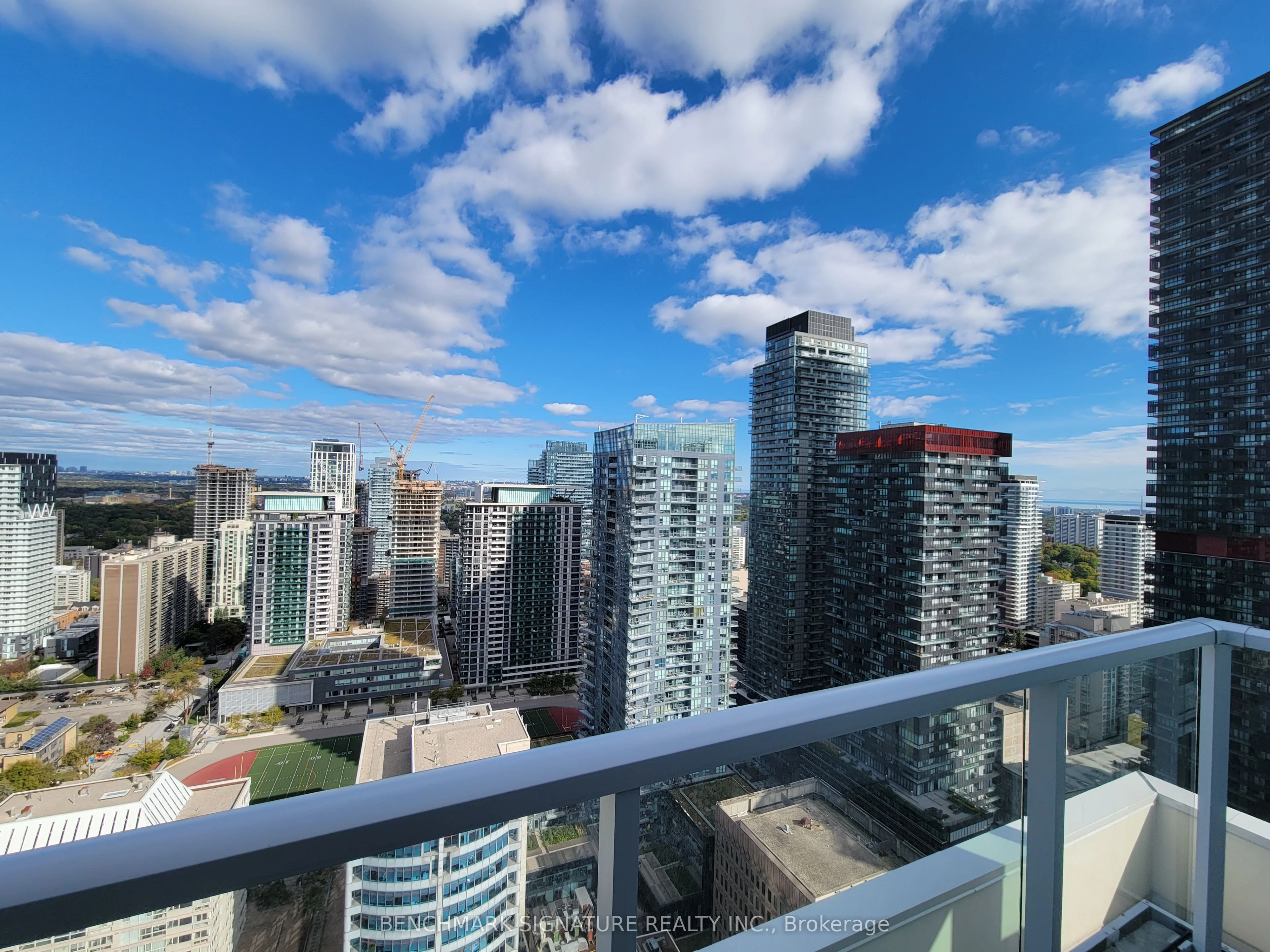 33 Helendale Avenue 2903, Toronto C03, On M4r 0a4