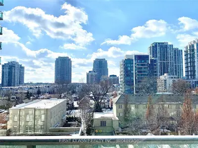 Condo Apartment in Toronto