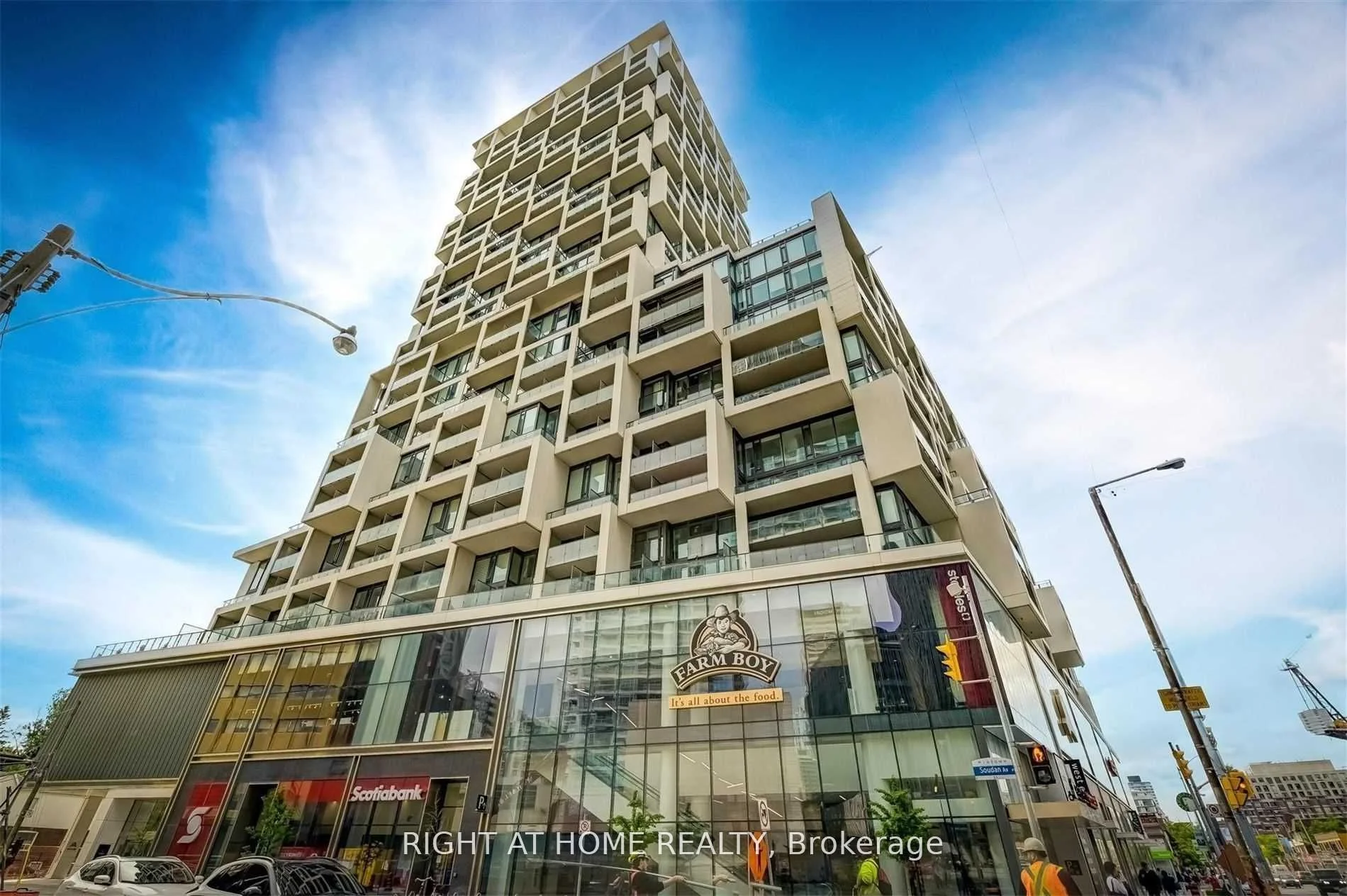 Condo Apartment in Toronto