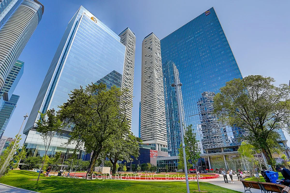 88 Harbour Street 5910, Toronto C01, On M5j 0c3