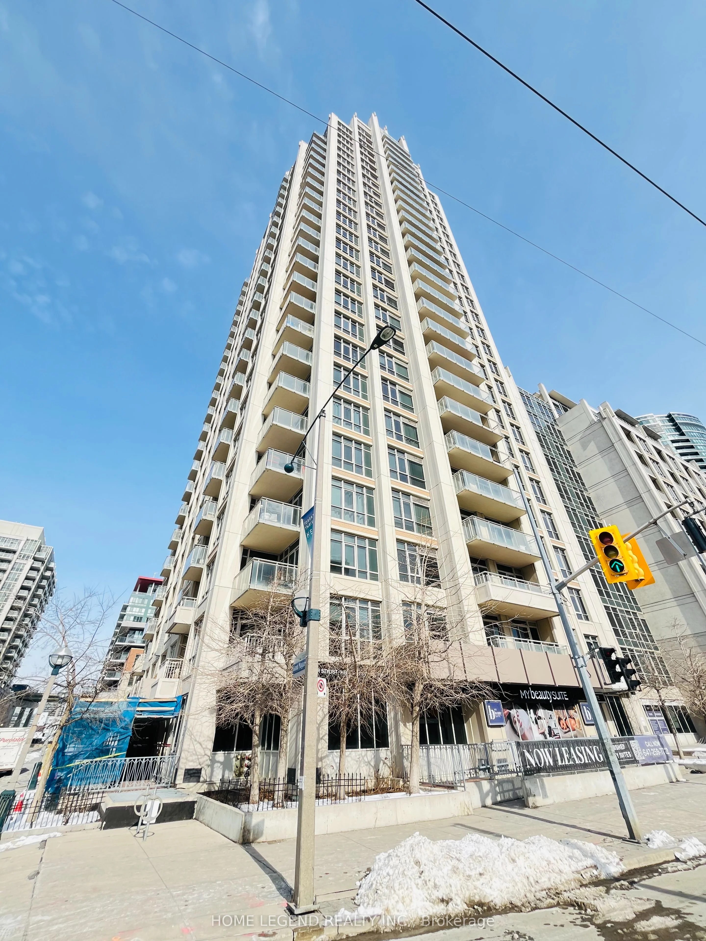 21 Grand Magazine Street 1809, Toronto C01, On M5v 1b5