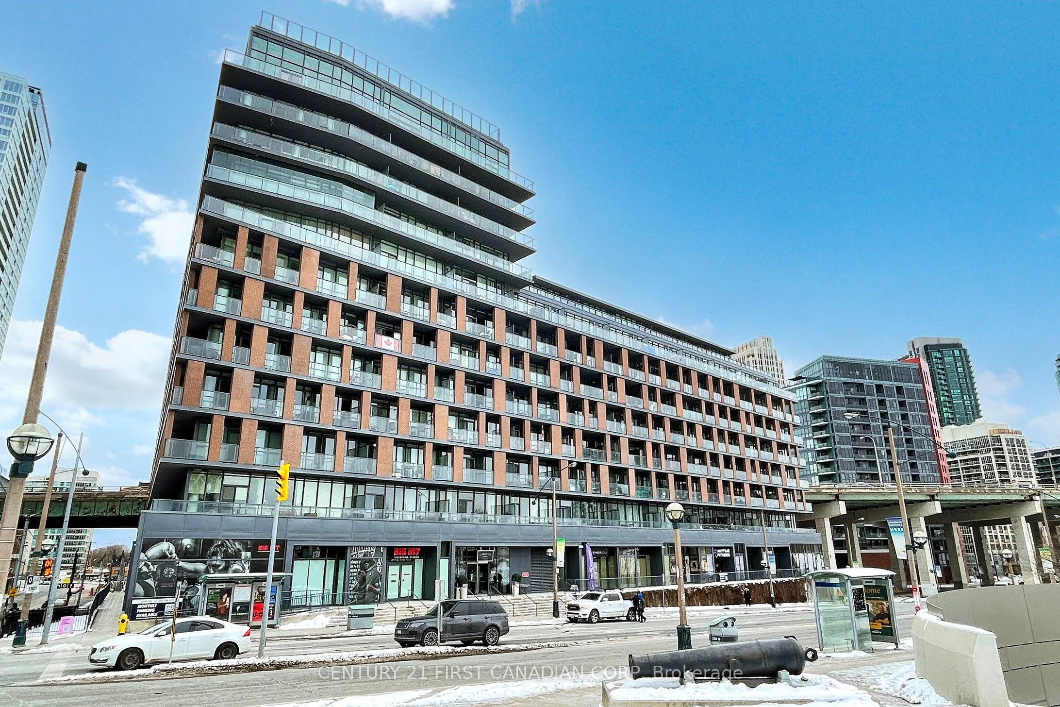 Condo Apartment in Toronto