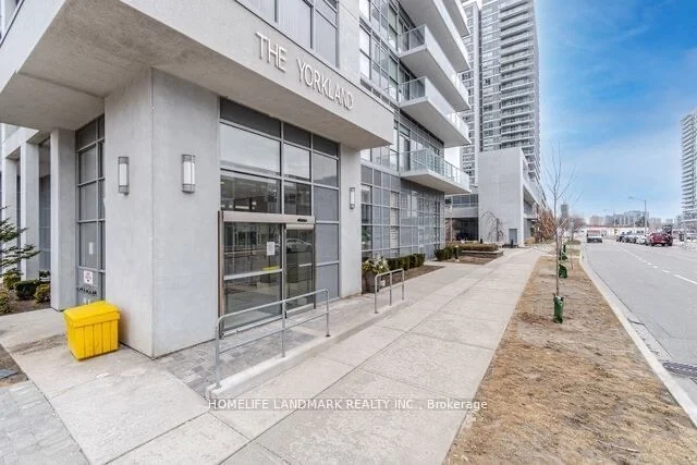 Condo Apartment in Toronto