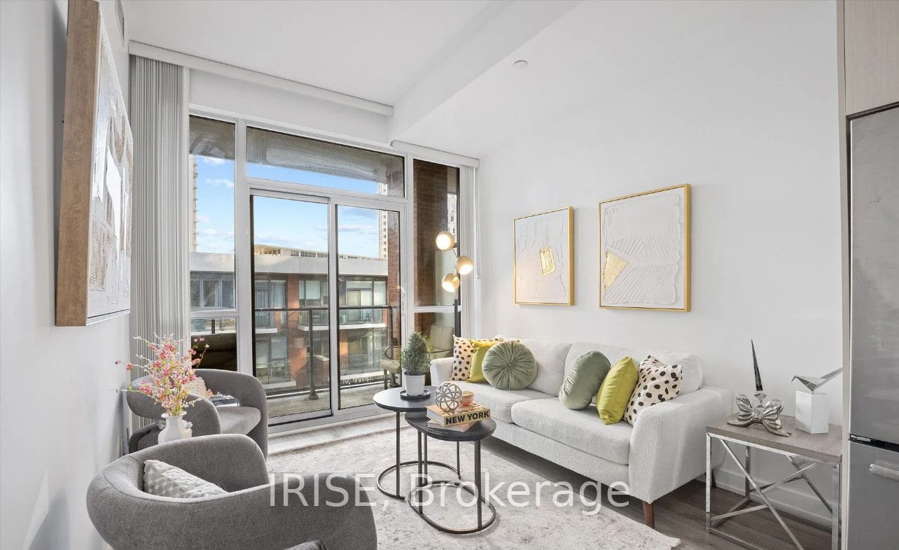 Condo Apartment in Toronto