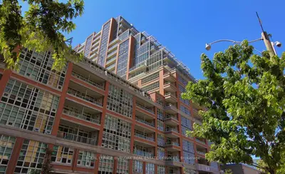 85 East Liberty Street E 805, Toronto C01, On L7l 7h3