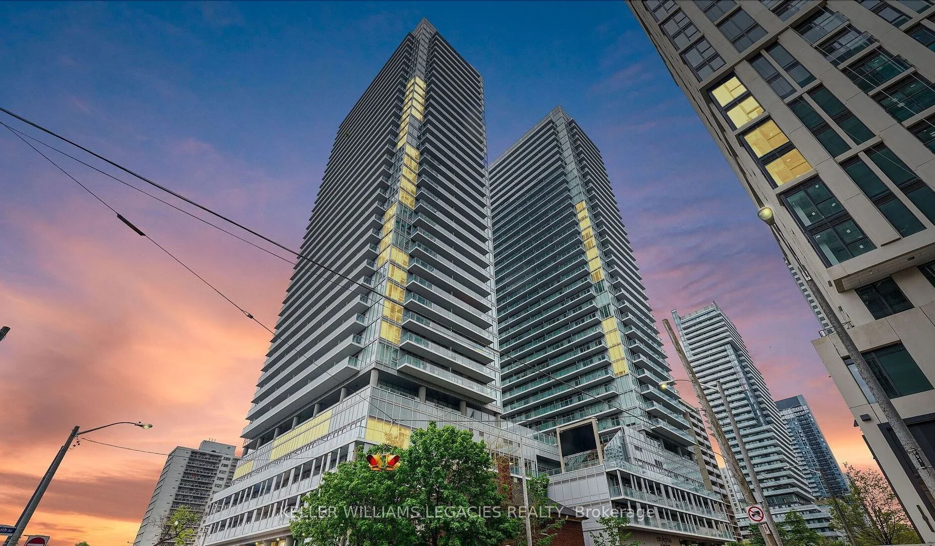 Condo Apartment in Toronto
